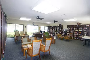 638 Bird Bay Dr E, Venice, FL 34285 - Photo 13