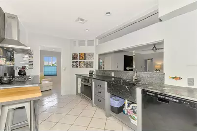 112 Field Avenue East, Venice, FL 34285 - Photo 21