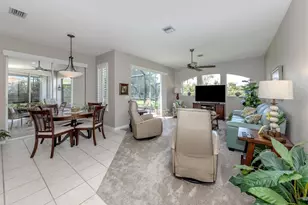 4934 Laurel Hill Dr, Venice, FL 34293 - Photo 13