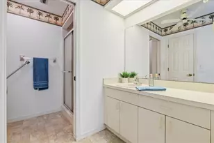 1211 Capri Isles Blvd, Venice, FL 34292 - Photo 21