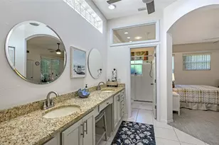 560 Fallbrook Dr, Venice, FL 34292 - Photo 25