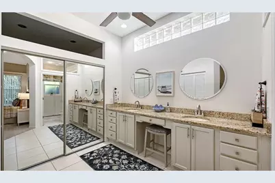 560 Fallbrook Drive, Venice, FL 34292 - Photo 25