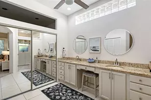 560 Fallbrook Dr, Venice, FL 34292 - Photo 25