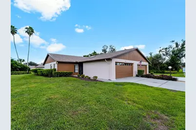 1711 Curry Avenue #82, Nokomis, FL 34275 - Photo 1