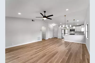 1711 Curry Avenue #82, Nokomis, FL 34275 - Photo 11