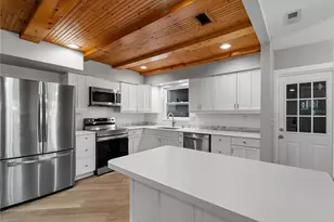 32 Bay Ave, Osprey, FL 34229 - Photo 7