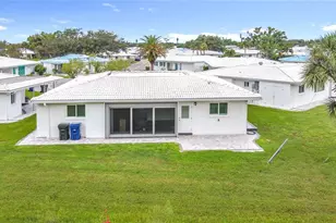 564 Circlewood Dr, Venice, FL 34293 - Photo 39