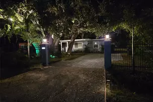 1112 Sunset Ave, Nokomis, FL 34275 - Photo 9