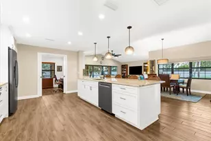 1905 Tradewinds Cir, Venice, FL 34293 - Photo 21