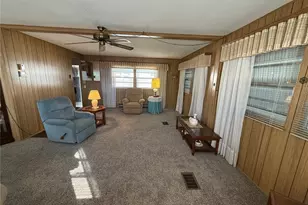 216 Outer Dr E, Venice, FL 34285 - Photo 9