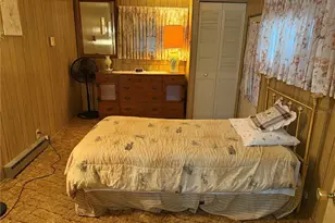 216 Outer Dr E, Venice, FL 34285 - Photo 19