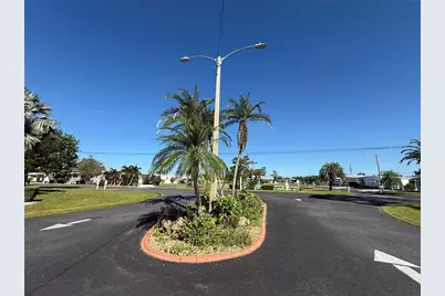 216 Outer Drive E, Venice, FL 34285 - Photo 35