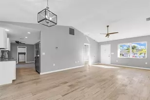 2810 9th St, Englewood, FL 34224 - Photo 7