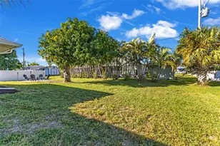 2810 9th St, Englewood, FL 34224 - Photo 29