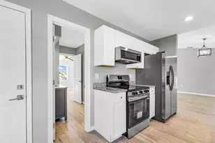 2810 9th St, Englewood, FL 34224 - Photo 21