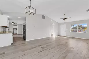 2810 9th St, Englewood, FL 34224 - Photo 5