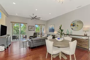 431 Nokomis Ave S, Venice, FL 34285 - Photo 11