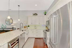 431 Nokomis Ave S, Venice, FL 34285 - Photo 33