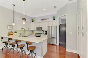 431 Nokomis Ave S, Venice, FL 34285 - Photo 23