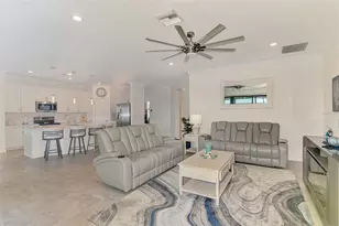 10213 Staggerbush Dr, Venice, FL 34293 - Photo 19