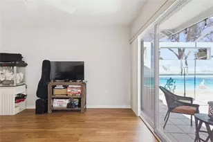 1032 Harbor Town Dr, Venice, FL 34292 - Photo 33