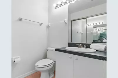 1032 Harbor Town Drive, Venice, FL 34292 - Photo 35