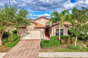 1050 Bluffwood Dr, Nokomis, FL 34275 - Photo 1
