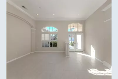 583 Mossy Creek Drive, Venice, FL 34292 - Photo 7