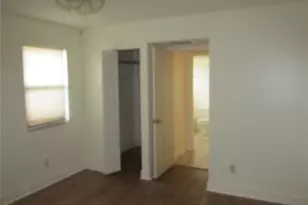 622 Bird Bay Dr E, Venice, FL 34285 - Photo 7