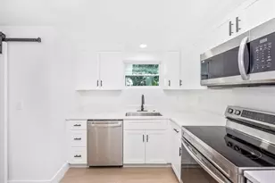 45 Euclid Ave, Englewood, FL 34223 - Photo 7