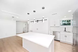 45 Euclid Ave, Englewood, FL 34223 - Photo 5