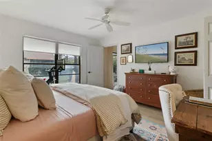 3641 Longmeadow, Sarasota, FL 34235 - Photo 11