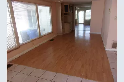 863 S Green Circle, Venice, FL 34285 - Photo 15