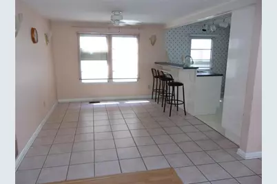 863 S Green Circle, Venice, FL 34285 - Photo 13