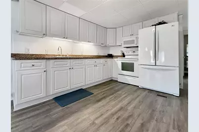 5559 Holiday Park Boulevard, North Port, FL 34287 - Photo 9