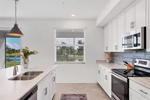 17580 Boracay Ct, Venice, FL 34293 - Photo 17