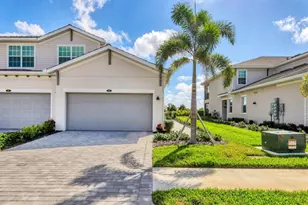 17580 Boracay Ct, Venice, FL 34293 - Photo 3