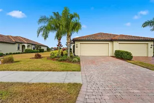12605 Felice Dr, Venice, FL 34293 - Photo 37