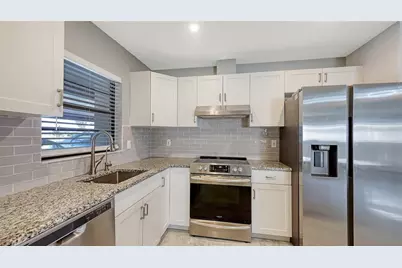 1716 Lakeside Drive #1714B, Venice, FL 34293 - Photo 5