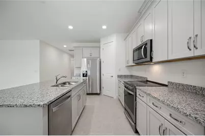 12768 Morning Mist Place, Venice, FL 34293 - Photo 9