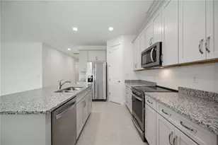 12768 Morning Mist Pl, Venice, FL 34293 - Photo 9