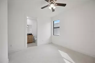 12768 Morning Mist Pl, Venice, FL 34293 - Photo 29