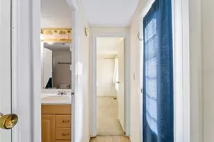 151 S Port Dr, Venice, FL 34285 - Photo 17