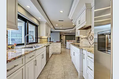 107 Free Court SE, Port Charlotte, FL 33952 - Photo 5