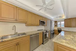 5790 Midnight Pass Rd, Sarasota, FL 34242 - Photo 23