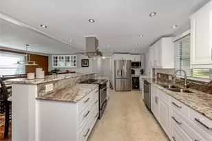 5 N Esplanade St, Englewood, FL 34223 - Photo 9