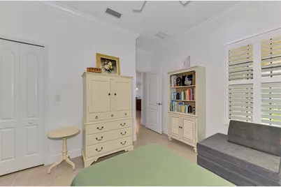 11512 Okaloosa Drive, Venice, FL 34293 - Photo 35