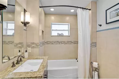 1099 Nokomis Avenue S, Venice, FL 34285 - Photo 23