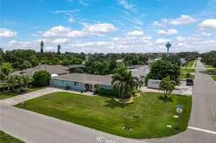 1099 Nokomis Ave S, Venice, FL 34285 - Photo 47