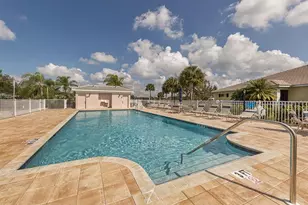 11018 Barnsley Dr, Venice, FL 34293 - Photo 51